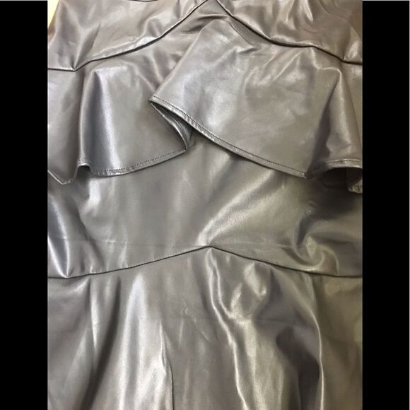 NWT En Saison Faux Leather Skirt - Picture 2 of 6